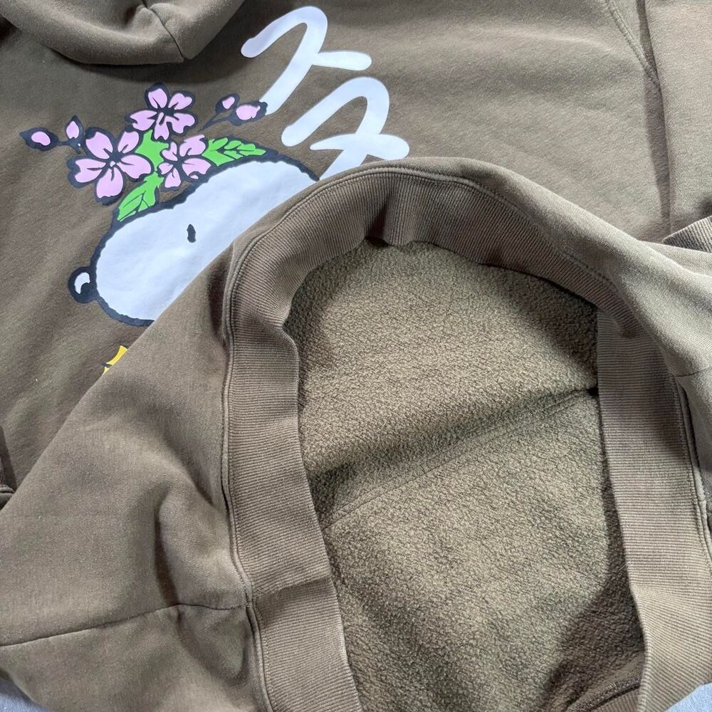 Peanuts Men's Khaki and Brown Hoodie - Picture 8 of 8